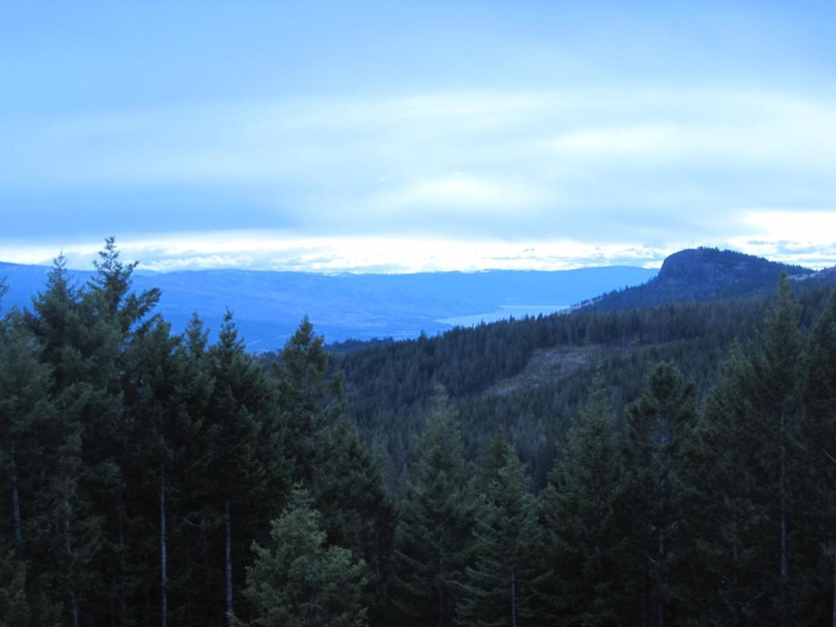 Wild Nature B&B Kelowna Exterior foto